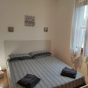 https://casa-vacanze-da-nonna-mela.hotelsalgherosardinia.com